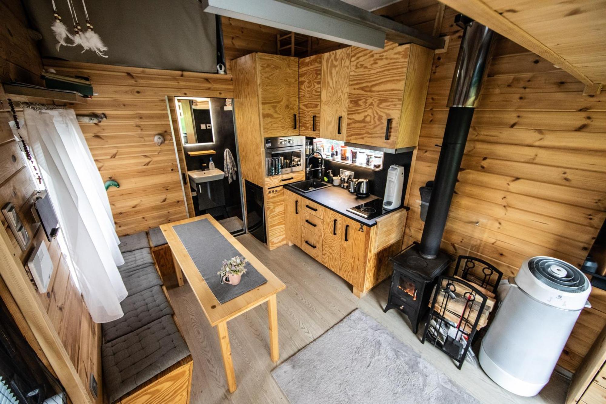 Tiny House - Chatka V Rezi U Prahy Husinec  Buitenkant foto